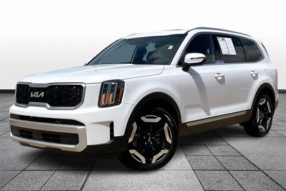 Certified 2024 Kia Telluride EX w/ EX Captain's Chair Package