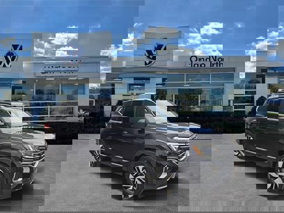New 2025 Volkswagen Atlas SEL