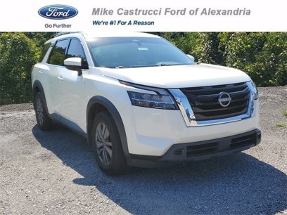 Used 2022 Nissan Pathfinder SV