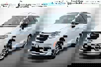 Used 2024 Chrysler Pacifica Touring-L