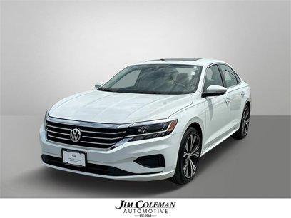 Used 2022 Volkswagen Passat 2.0T SE