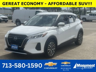 Used 2022 Nissan Kicks SV