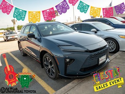 New 2025 Toyota Crown Signia