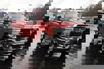 New 2024 RAM 2500 Tradesman w/ Chrome Appearance Group