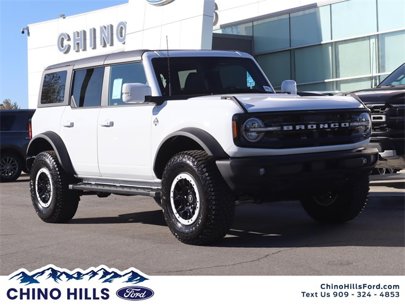 New 2024 Ford Bronco Outer Banks w/ Sasquatch Package
