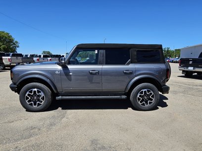 New 2024 Ford Bronco Outer Banks