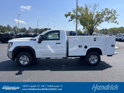 New 2024 GMC Sierra 2500 Pro w/ Convenience Package