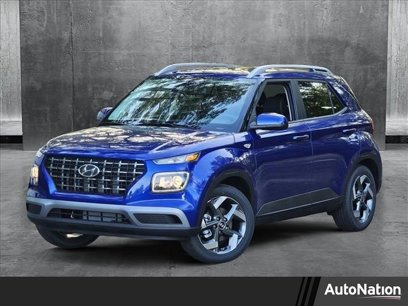 New 2025 Hyundai Venue SEL