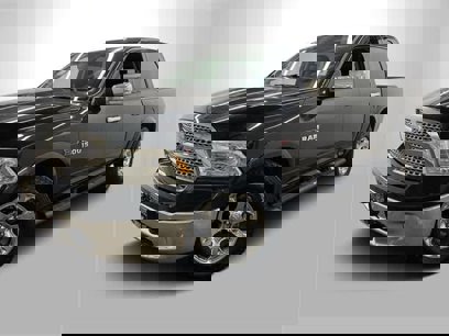 Used 2016 RAM 1500 Laramie w/ Convenience Group