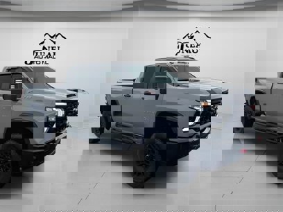 Used 2025 Chevrolet Silverado 2500 ZR2 w/ Technology Package