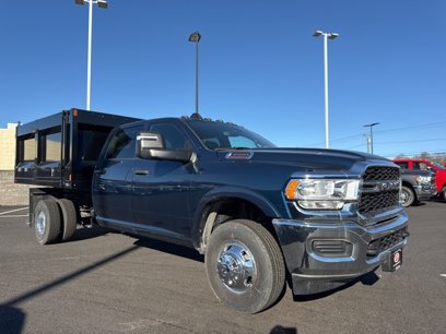 New 2023 RAM 3500 Tradesman w/ Chrome Appearance Group
