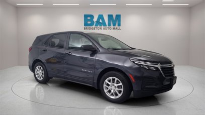 Used 2022 Chevrolet Equinox LS w/ LS Convenience Package