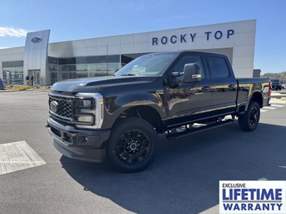 New 2025 Ford F250 XLT w/ Black Appearance Package