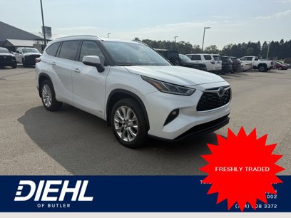 Used 2022 Toyota Highlander Limited