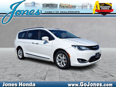 Used 2018 Chrysler Pacifica Touring-L Plus w/ Tire & Wheel Group