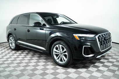 New 2025 Audi Q7 3.0T Prestige