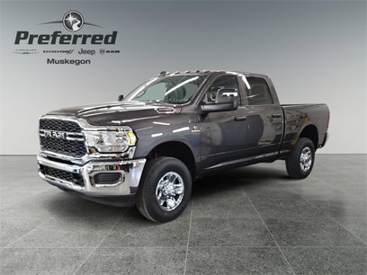 New 2024 RAM 2500 Tradesman w/ Chrome Appearance Group