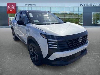 New 2025 Nissan Kicks SV w/ SV Premium Package