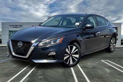 Used 2022 Nissan Altima 2.5 SV