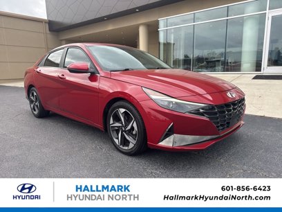 Used 2022 Hyundai Elantra SEL w/ Convenience + Premium Package
