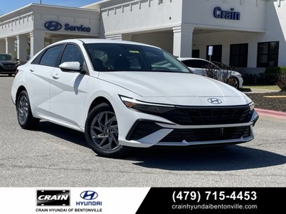New 2025 Hyundai Elantra Blue