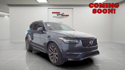 Used 2018 Volvo XC90 T5 Momentum w/ Convenience Package