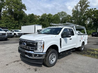 New 2025 Ford F350 XL
