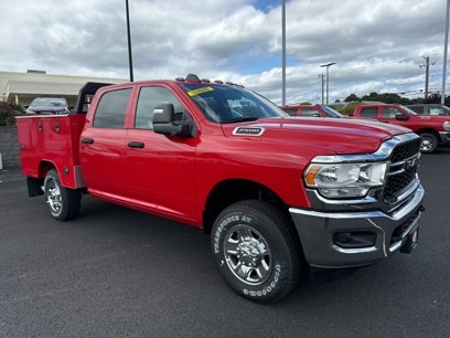 New 2023 RAM 2500 Tradesman w/ Chrome Appearance Group