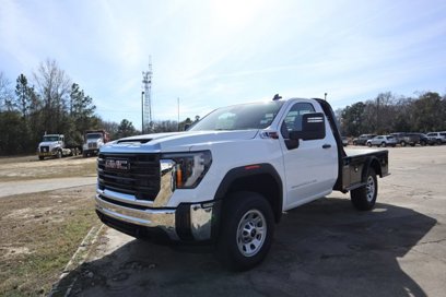 New 2024 GMC Sierra 3500 Pro w/ Convenience Package