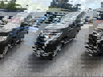 Used 2022 Mitsubishi Outlander 4WD Plug-In Hybrid