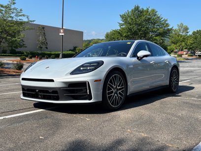 New 2025 Porsche Panamera
