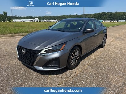 Used 2024 Nissan Altima 2.5 SV