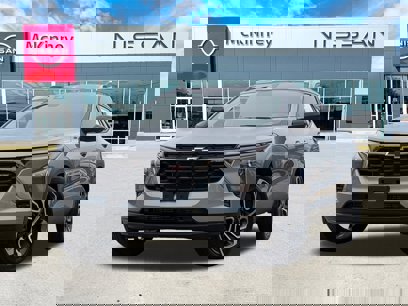 Used 2025 Chevrolet Trax RS w/ Driver Confidence Package