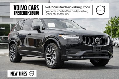 Used 2022 Volvo XC90 T5 Momentum w/ Climate Package