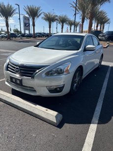 Used 2015 Nissan Altima 2.5 SV w/ Convenience Package