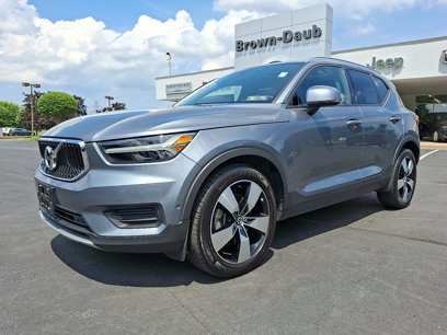 Used 2019 Volvo XC40 T5 Momentum