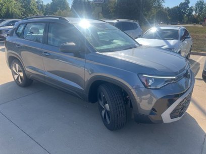 New 2025 Volkswagen Taos S