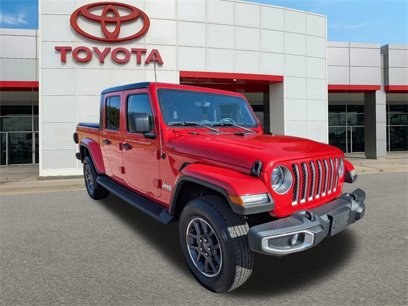 Used 2023 Jeep Gladiator Overland w/ Popular Equipment Package