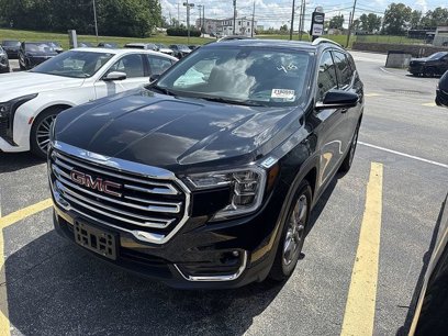 Used 2022 GMC Terrain SLT w/ Infotainment Package II