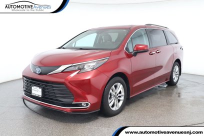 Used 2024 Toyota Sienna XLE