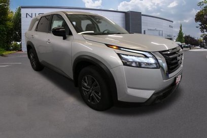 New 2025 Nissan Pathfinder S