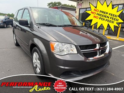 Used 2016 Dodge Grand Caravan American Value Package w/ UConnect Hands-Free Group