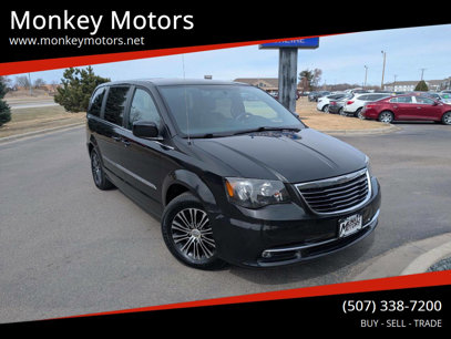 Used 2014 Chrysler Town & Country S