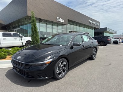 New 2025 Hyundai Elantra SEL