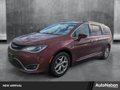 Used 2017 Chrysler Pacifica Touring-L w/ Tire & Wheel Group