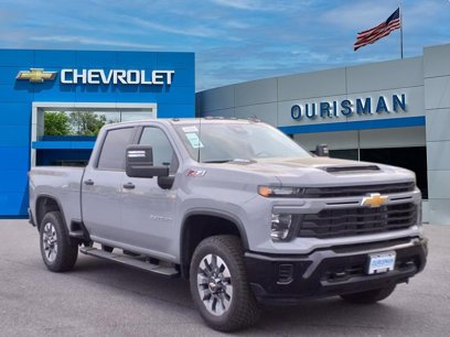 New 2025 Chevrolet Silverado 2500 Custom w/ Custom Value Package