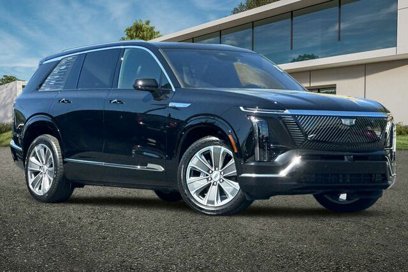 New 2026 Cadillac Vistiq Luxury w/ LPO, Floor Liner Package