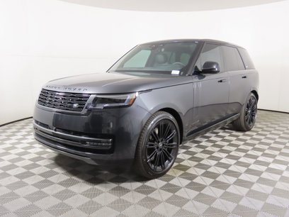 New 2025 Land Rover Range Rover SE