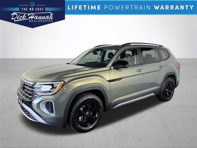 New 2025 Volkswagen Atlas Peak Edition SE