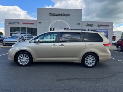 Used 2013 Toyota Sienna XLE